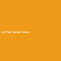 Luftige Marmor-Kanne